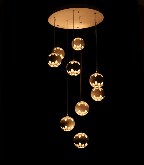 客厅LED吊灯