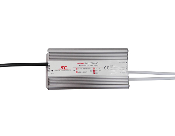 圣昌70W 100-140V 500mA LED防水驱动电源电源PFC EMC KI-140500