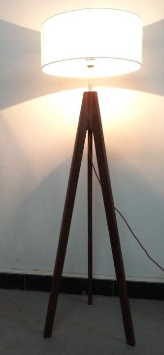 E27 standing elegant wooden tripod floor lamp