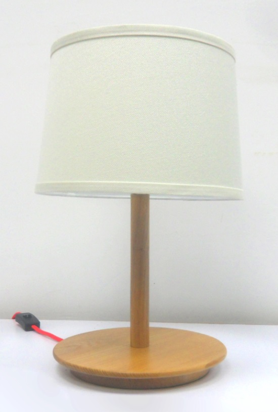 Modern wooden bed room desk lamp 