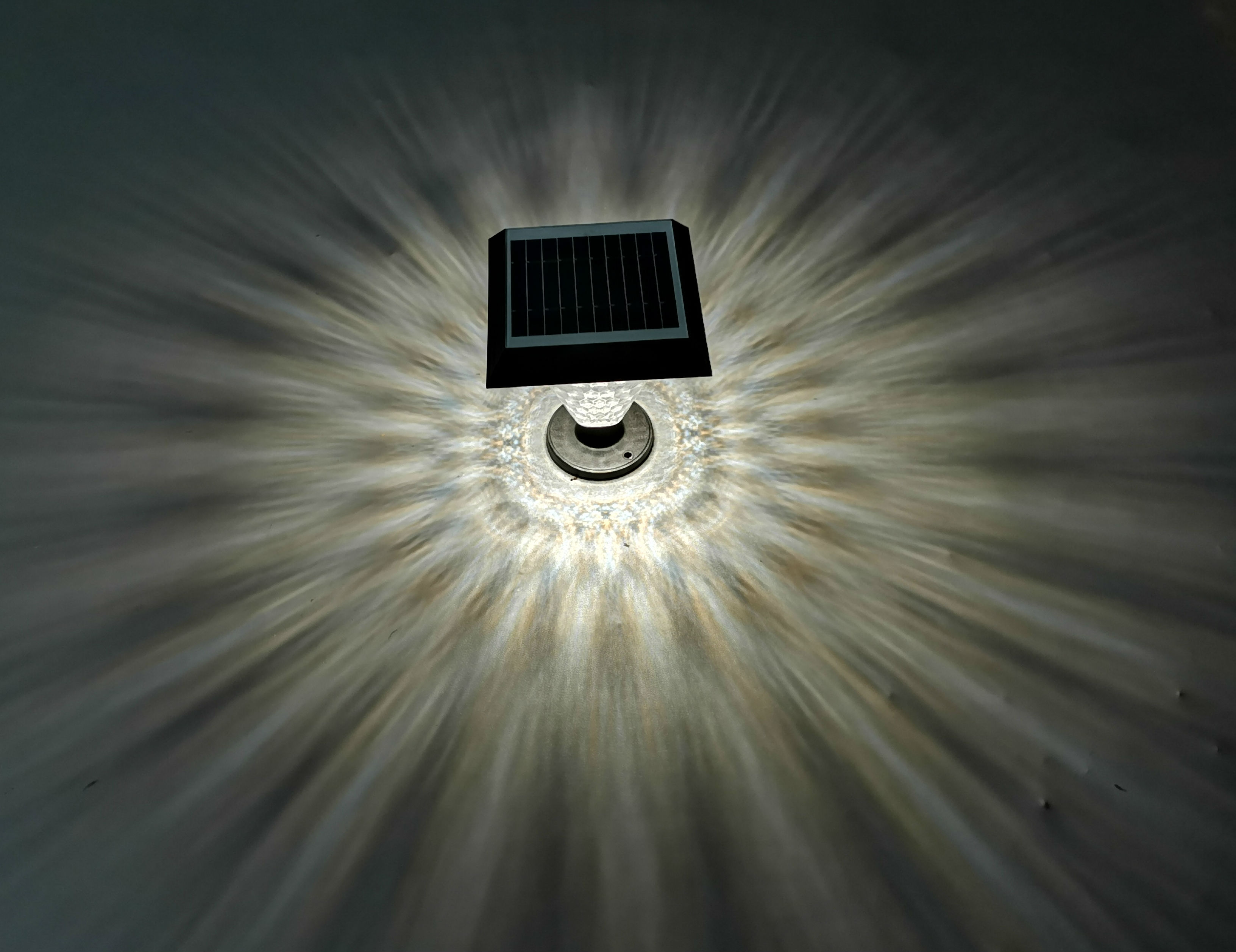 柱头灯防水遥控太阳能灯爆款庭院公园广场家用照明灯厂家直销生产批发